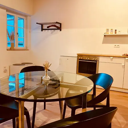Odw Homes - Functional With Terrace *